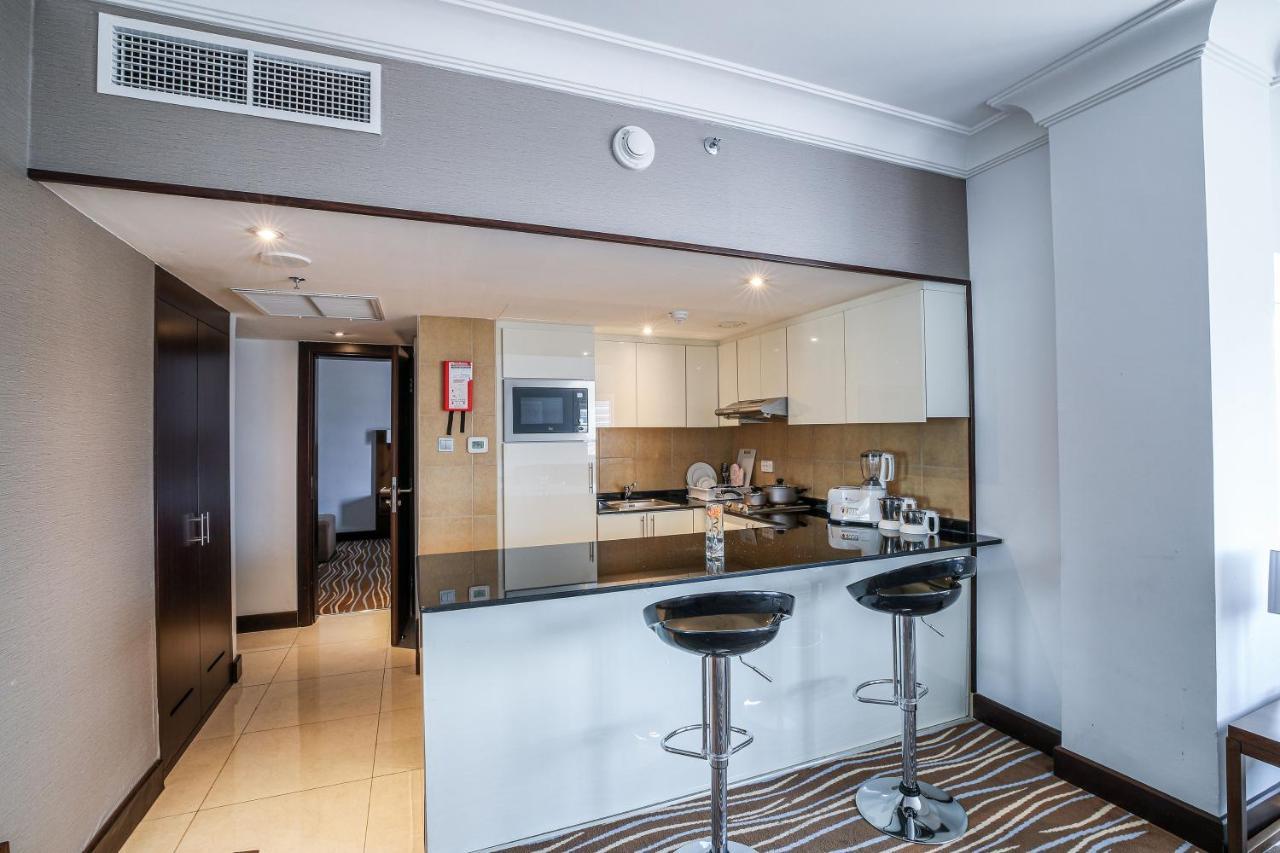 Copthorne Downtown By Millennium Hotel Abu Dhabi Ngoại thất bức ảnh