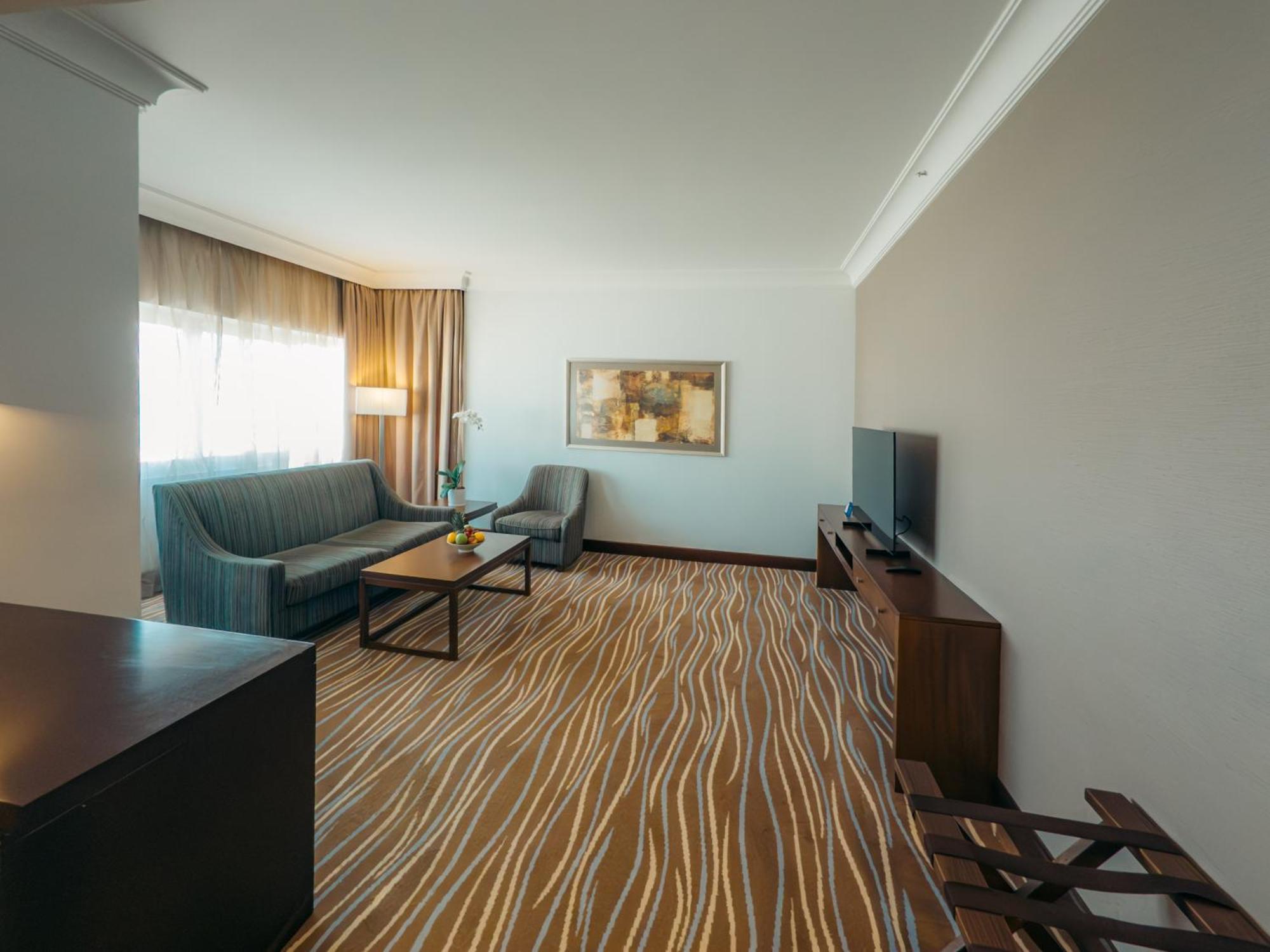 Copthorne Downtown By Millennium Hotel Abu Dhabi Ngoại thất bức ảnh