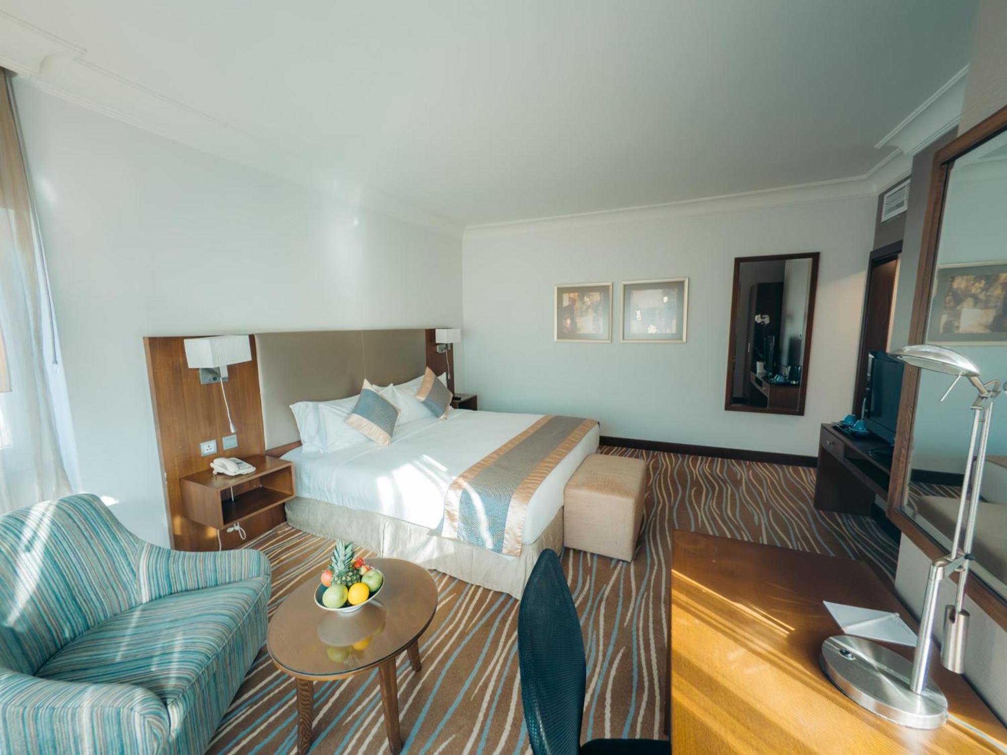 Copthorne Downtown By Millennium Hotel Abu Dhabi Ngoại thất bức ảnh